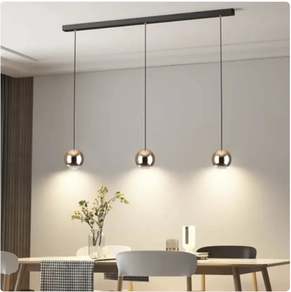 Lampadario a sospensione a sfera