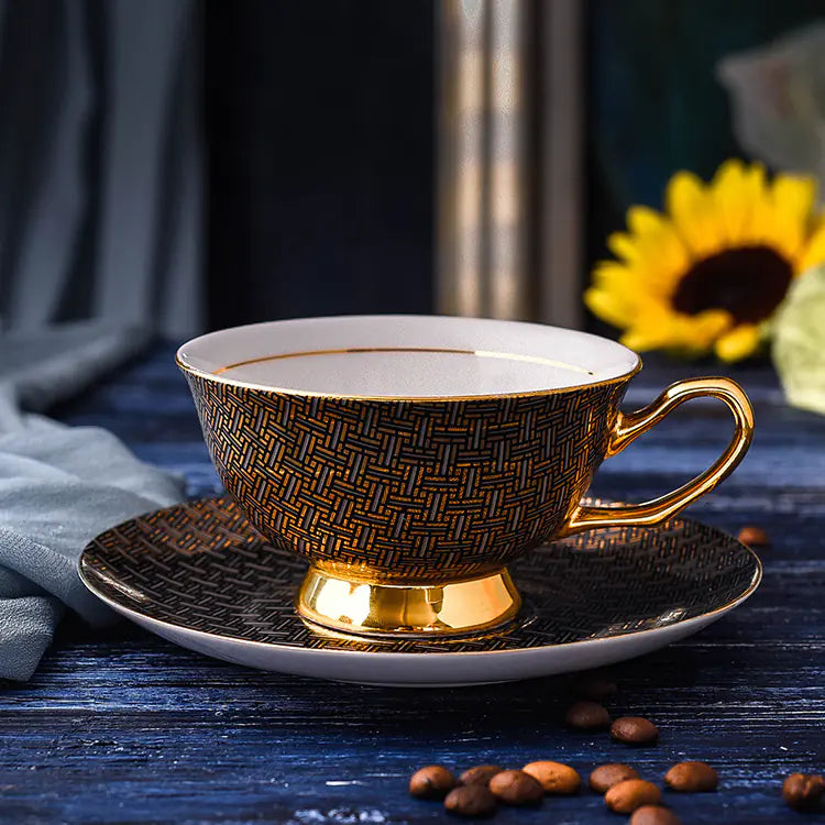 Tazza in ceramica Elegance