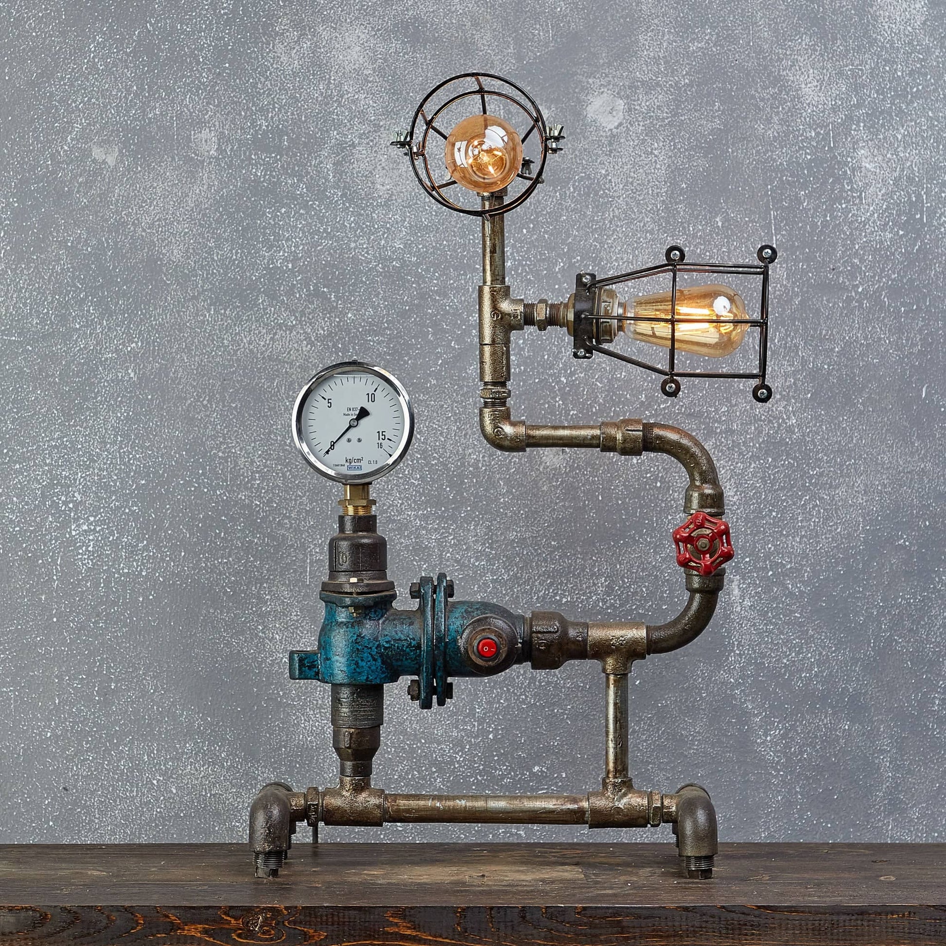 Hand Dragon Two Lamp-0