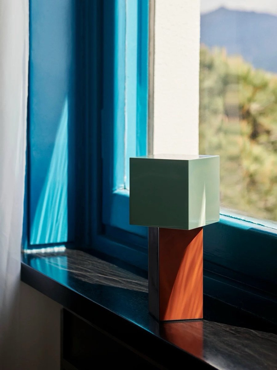 Lampada da Tavolo Moderna Geometrica Memphis – Bauhaus Pivot ATD7, Dimmerabile e Portatile | Designer Table & Bedside Lamp